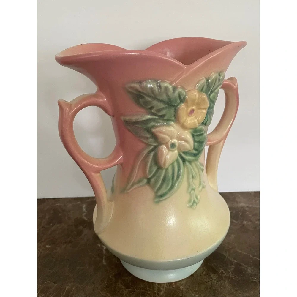 Hull Pottery hull art